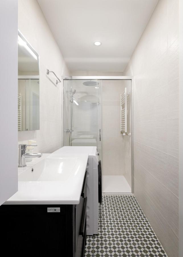 Apartment A 270 M. Del Casco Viejo, A/c, 3 Habi. Y 2 Banos Bilbao